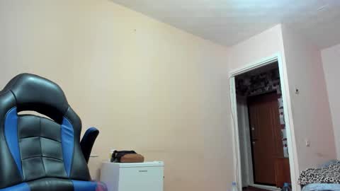 Snapshot of vano_822 chatting on 11/20/25, 07:08 vano_822 online show from 11/20/25, 07:08