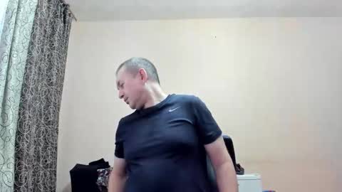 Snapshot of vano_822 chatting on 12/05/25, 08:34 vano_822 online show from 12/05/25, 08:34