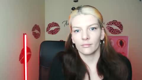Vanessa online show from 04/19/26, 04:17