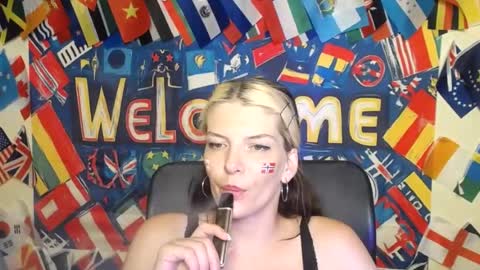 Vanessa online show from 07/11/26, 06:43