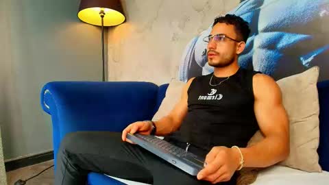 Vans Ross online show from 02/25/26, 07:34