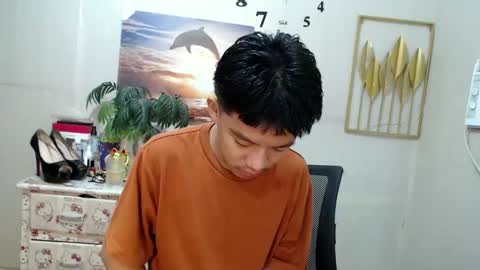 Snapshot of vanxxx2005 chatting on 01/21/25, 08:43 vanxxx2005 online show from 01/21/25, 08:43