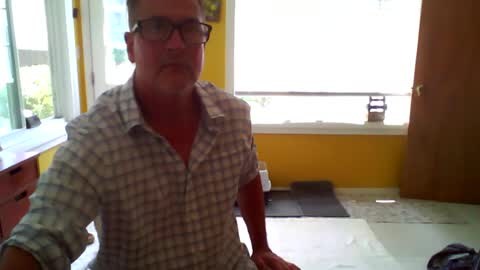 varaggo online show from 06/06/26, 06:12