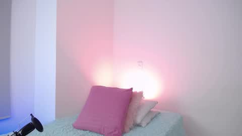 varenka_ivanova22 online show from 09/27/25, 10:09