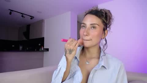 varenka_ivanova22 online show from 04/11/26, 07:45