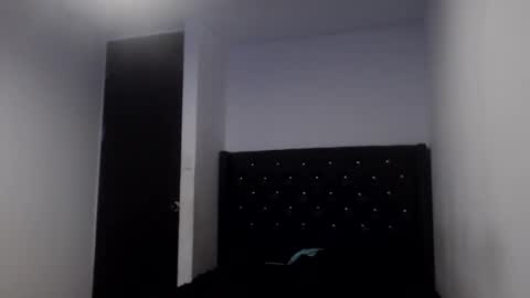 Snapshot of varonelite chatting on 02/28/26, 03:02 Andres online show from 02/28/26, 03:02