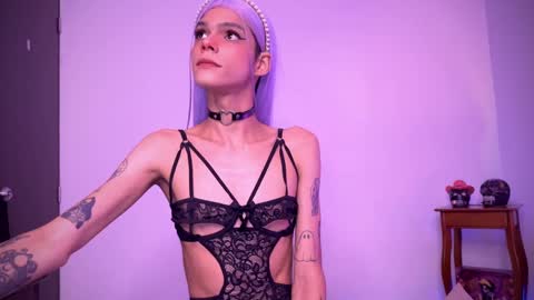 Snapshot of varya_ferreira chatting on 12/31/24, 03:12  Varya Ferreira - independent model  online show from 12/31/24, 03:12