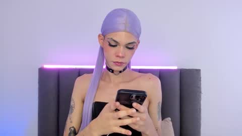 Snapshot of varya_ferreira chatting on 09/16/25, 07:59  Varya Ferreira - independent model  online show from 09/16/25, 07:59