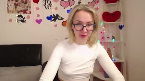 Snapshot of vasilisasii chatting on 02/08/25, 06:33 Vasilisa online show from 02/08/25, 06:33