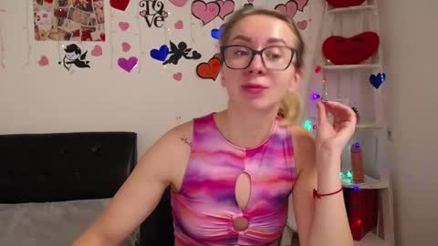 Snapshot of vasilisasii chatting on 02/15/25, 09:16 Vasilisa online show from 02/15/25, 09:16