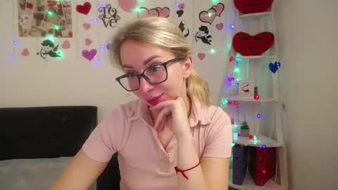 Snapshot of vasilisasii chatting on 02/19/25, 06:22 Vasilisa online show from 02/19/25, 06:22