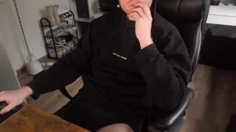 Vaslo online show from 12/17/25, 01:06