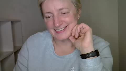 vea_motty online show from 11/29/25, 07:39