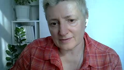 vea_motty online show from 03/24/26, 08:30