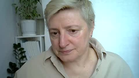 vea_motty online show from 04/16/26, 08:04