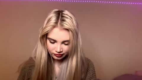 Monika online show from 11/26/25, 05:36