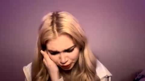 Monika online show from 12/01/25, 03:06