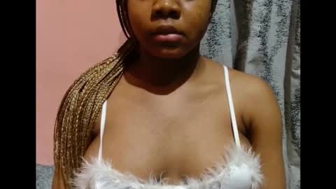 Snapshot of vee62 chatting on 02/06/26, 12:26 vee62 online show from 02/06/26, 12:26