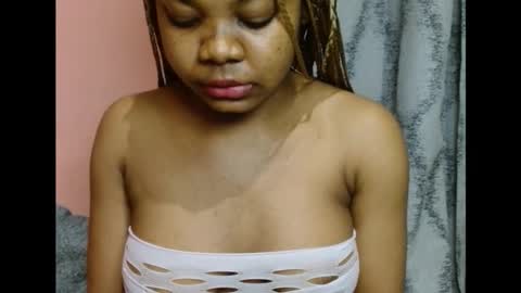 Snapshot of vee62 chatting on 02/16/26, 11:12 vee62 online show from 02/16/26, 11:12