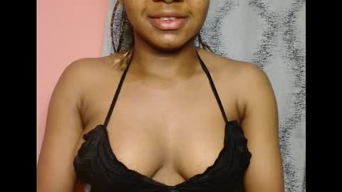 Snapshot of vee62 chatting on 03/01/26, 01:29 vee62 online show from 03/01/26, 01:29