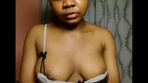 Snapshot of vee62 chatting on 07/02/26, 01:16 vee62 online show from 07/02/26, 01:16