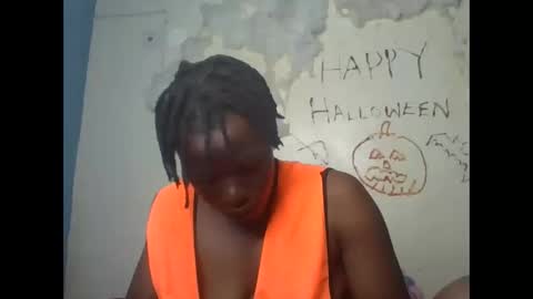 Vee tommy online show from 10/26/25, 05:13