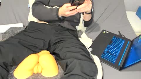 D online show from 02/03/25, 07:00