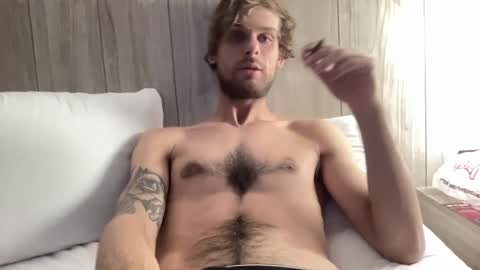 Snapshot of vegassangel chatting on 10/14/25, 04:02 Joeyyy online show from 10/14/25, 04:02