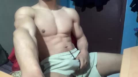 veilofstrength11 online show from 12/17/25, 04:07