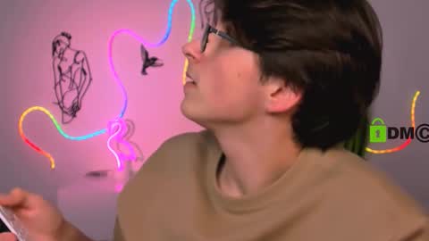 veldi_to online show from 12/20/25, 07:04