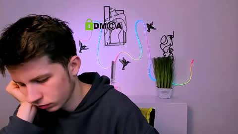 veldi_to online show from 12/21/25, 07:26