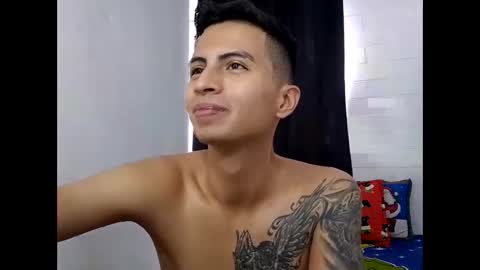 velk_hot1 online show from 12/27/24, 04:21