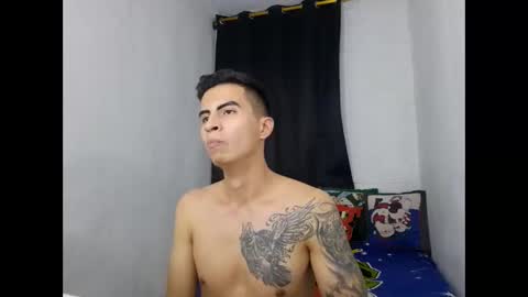 velk_hot1 online show from 12/31/24, 02:51