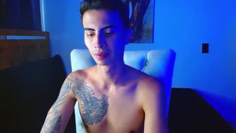 velk_hot1 online show from 02/11/26, 02:11