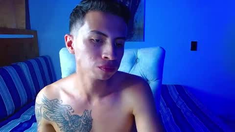 velk_hot1 online show from 03/02/26, 11:55