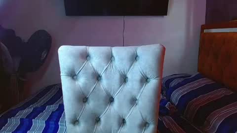 velk_hot1 online show from 04/20/26, 12:52