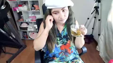 Im VelaI will be Christmas and New Year with my family December 22 to January 13 I will miss you guys. online show from 02/17/26, 10:16