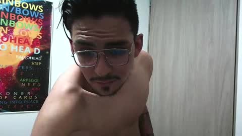 veluvb online show from 09/28/25, 05:24