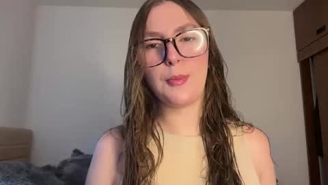 Sophi  online show from 06/03/26, 06:02