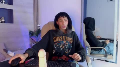 An online show from 04/25/26, 04:04