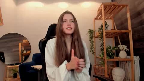 Snapshot of velvet_cherry chatting on 10/22/25, 04:18 velvet_cherry online show from 10/22/25, 04:18