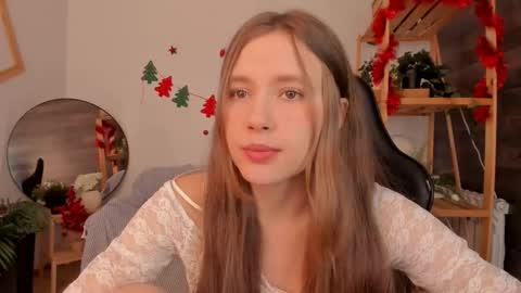 velvet_cherry online show from 12/14/25, 04:34