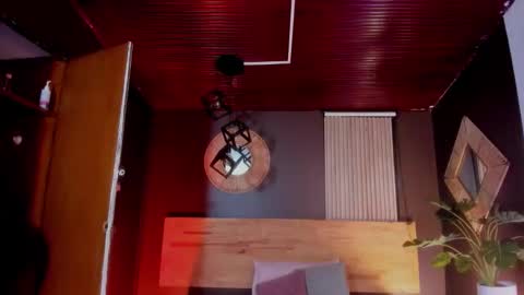 Isabella  online show from 02/11/26, 11:37