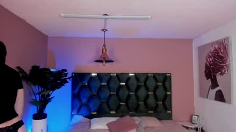 Isabella  online show from 07/22/26, 11:35