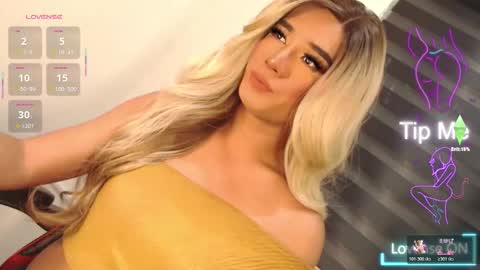 Richy will make you fall in love online show from 11/22/25, 01:15