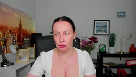 Jasmine online show from 09/11/25, 05:29