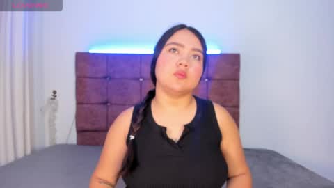 Snapshot of velvet_llove chatting on 03/27/26, 10:48 velvet online show from 03/27/26, 10:48