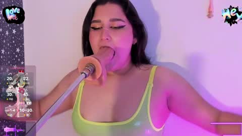 velvet_rosee_ online show from 04/01/26, 06:16