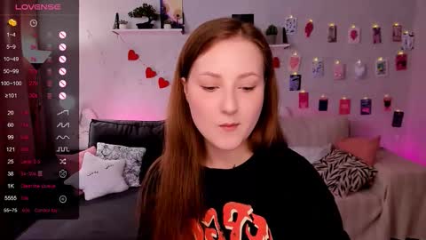 Mia online show from 03/26/26, 08:53