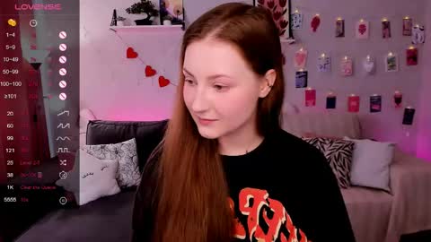 Mia online show from 04/25/26, 07:55